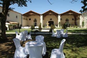 Gallery image of Logis Domaine des Chais in Thénac