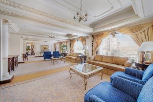 Χώρος καθιστικού στο InterContinental Dar Al Tawhid Makkah by IHG