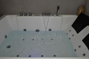 Φωτογραφία από το άλμπουμ του Suite tomà σε Bisceglie +43 φωτογραφίες