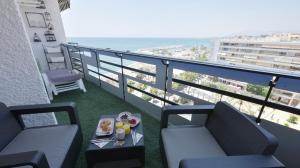 Balkon lub taras w obiekcie La Mar de Venus - Luxury Views in Puerto Deportivo