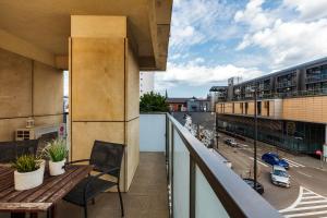 Balkón nebo terasa v ubytování Quattro Loft Hostel