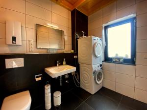 Koupelna v ubytování Ferienwohnung am Weiher Kategorie 1 + 41 fotografií