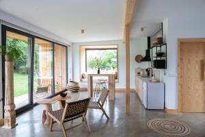 Posezení v ubytování VIBE LUXURY CABINS