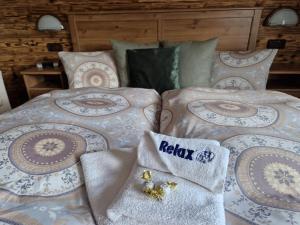 Postel nebo postele na pokoji v ubytování Pension MAX