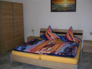 Postel nebo postele na pokoji v ubytování Ferienhaus Domnik