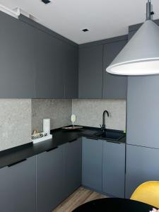 Køkken eller tekøkken på Studio Sarmi - centrul Constanței + 18 billeder