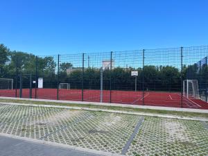 Tenis alebo squash v ubytovaní Cztery Pory Roku - 4 Seasons Kołobrzeg alebo jeho okolí