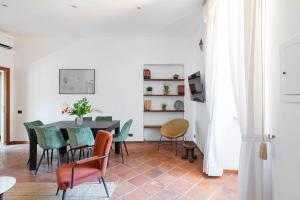 Posedenie v ubytovaní iFlat Pantheon's roomy and friendly apartment