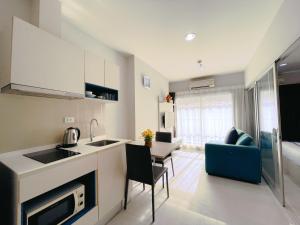 Dapur atau dapur kecil di 芭提雅Fnb Central 无边泳池