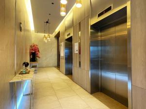 Gambar di galeri bagi 芭提雅Fnb Central 无边泳池 di Pattaya Central