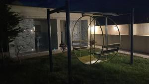 Garður fyrir utan Union Villa