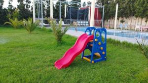 Zona de joacă pentru copii de la villa HAKIM
