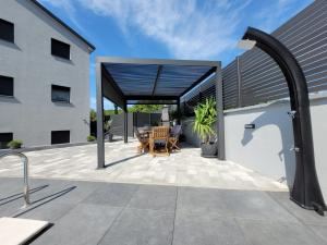 Das Gebäude in dem sich die Ferienwohnung befindet