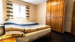 Fotografie z fotogalerie ubytování Ferienwohnung Chalet Bortelhorn, Rosswald v destinaci Termen