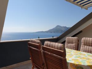 Afbeelding uit fotogalerij van Apartmani Miljak Omiš in Omiš