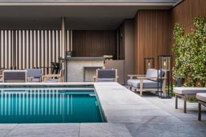 Bazén v ubytovaní Crowne Plaza Milan City by IHG alebo v jeho blízkosti