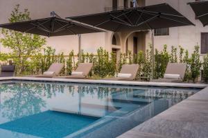 Bazén v ubytovaní Crowne Plaza Milan City by IHG alebo v jeho blízkosti