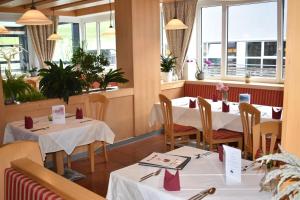 Un restaurante u otro lugar para comer en Hotel Kleißl