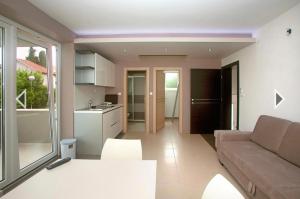 Gallery image of Daška Apartmani in Njivice +46 photos