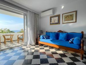 Casa Bianca Elegant House Near Beach的休息区
