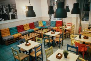 Posezení v ubytování LOFT HOSTAL Group