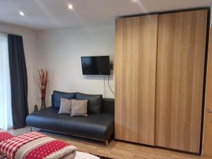 A television and/or entertainment centre at Haus Huber