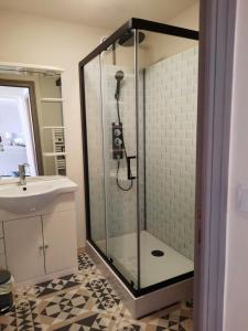 Phòng tắm tại Gite de la Levrotiere - Alpes Mancelle +22 ảnh