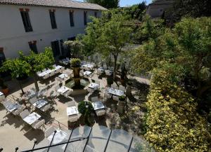 Restaurace v ubytování Grand Hôtel Henri - Teritoria