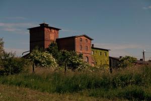 Fotografie z fotogalerie ubytování ŻAR - Gorzelnia w Żarnowcu v destinaci Żarnowiec