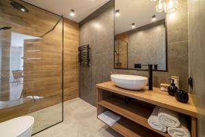 Apartamenty i Pokoje Złote Piaski的一间浴室