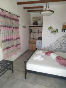 A bed or beds in a room at Lucas B Panorama