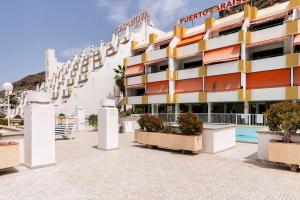 Bazén v ubytovaní Sol y Mar Puerto Paraiso alebo v jeho blízkosti