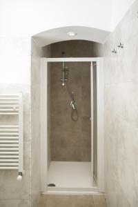 Ένα μπάνιο στο Palazzo Italia Apartments