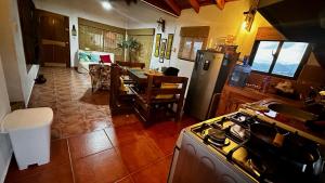 Kuchyň nebo kuchyňský kout v ubytování Villa Blanca Constanza
