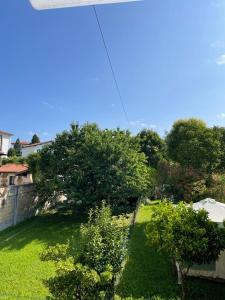 Zahrada ubytování Habitaciónes Privadas en Hendaye "Daniela", à 5 minutes de la gare d'Hendaye et Euskotren, Wi-Fi