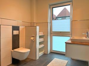 Koupelna v ubytování Watt'n Villa 4 - Exklusive Fewo für 4 Personen in Dangast