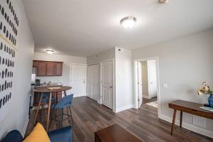 A kitchen or kitchenette at Stylish 1 BR 1BA at The Inman