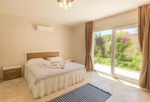 Galeriebild der Unterkunft 6 bedroom big villa for rent in kalkan in Kaş