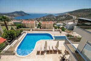 Galeriebild der Unterkunft 6 bedroom big villa for rent in kalkan in Kaş + 8 Fotos