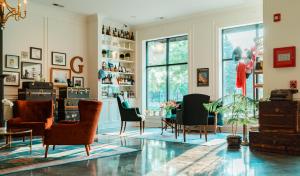 The Guesthouse Hotel, Chicago – Updated 2024 Prices