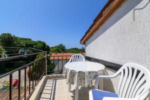 Balkon lub taras w obiekcie Apartments by the sea Banjole, Pula - 3002