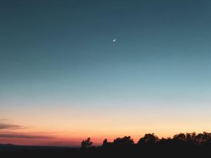 The sunrise or sunset as seen from a vidéki vendégházakat or nearby