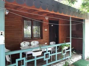 Photo de la galerie de l'établissement Flora Pansiyon Çıralı, à Kemer