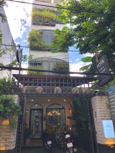 Budova, kde se hotel nachází