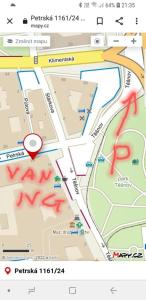 ein Screenshot einer Karte mit rotem Marker in der Unterkunft Apartmán VAN NG in Prag