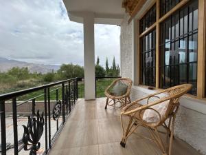 Balkón nebo terasa v ubytování Nature Palace Farmstay