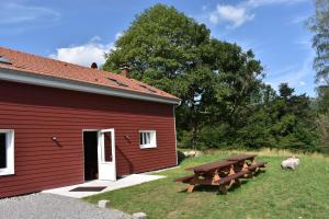 Vonkajšia záhrada v ubytovaní Gîte de Montagne "Les Ecorces"