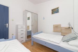 Fotografie z fotogalerie ubytování Apartments Besa v destinaci Pirovac + 5 fotografií