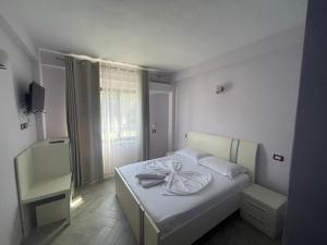 Galeriebild der Unterkunft Hotel Ferrara in Durrës + 14 Fotos