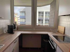 Küche/Küchenzeile in der Unterkunft Ferienwohnung mit 2 Zimmer im Belgischen Viertel